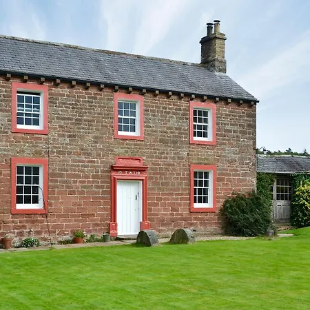 Seventeen * Castle Carrock